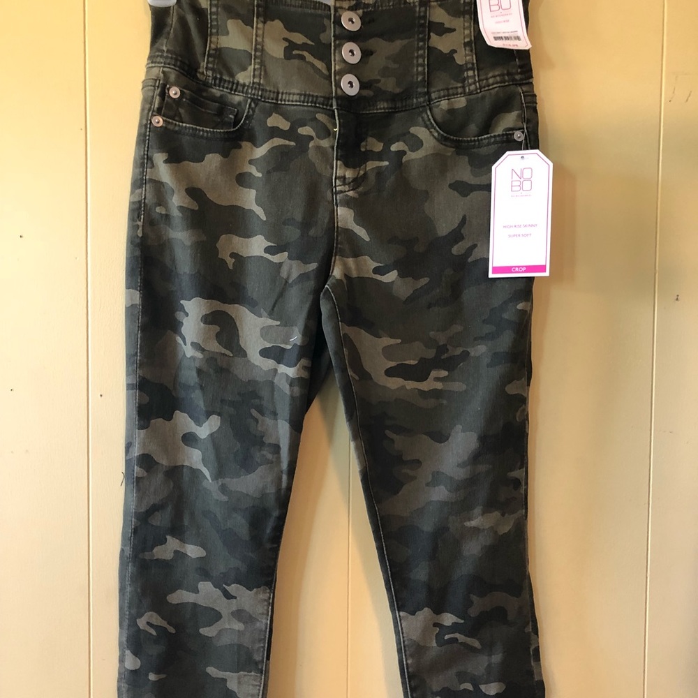 No boundaries Jeans ( J 2)
